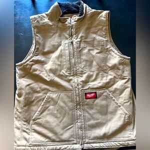 Men’s Milwaukee Tan Sherpa-lined Work Vest XL